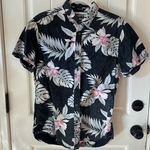Denim & Flower Hawaiian button up short sleeve shirt